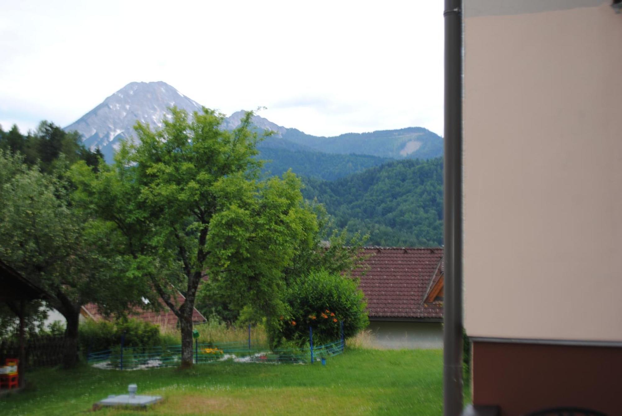 Ferienhaus Michor Latschach ober dem Faakersee Dış mekan fotoğraf